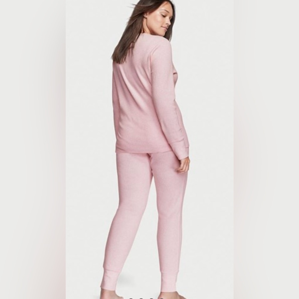 🩷Victoria’s Secret Thermal Long PJ Set in Baby Pink NWOT Jogger Pant Size XL🩷 - Picture 4 of 10
